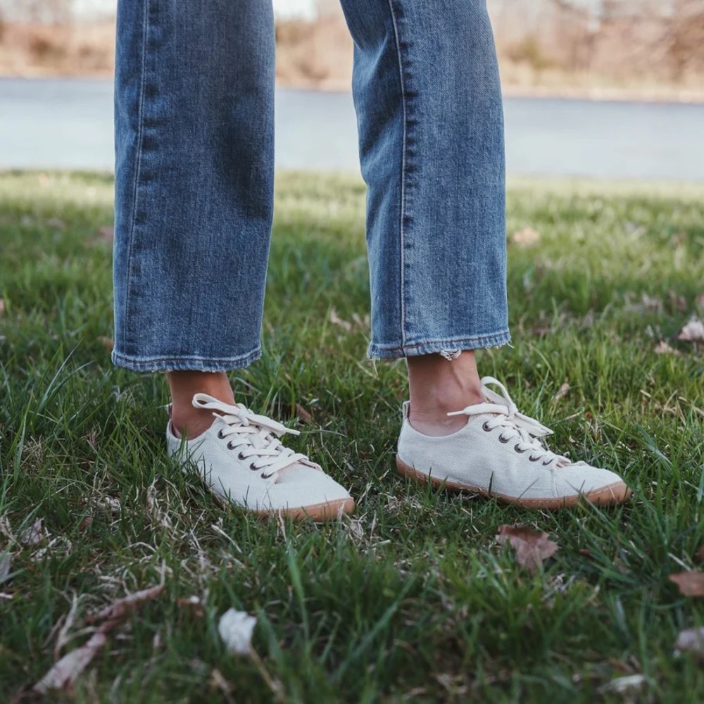 Women’s barefoot Mukishoe sneakers size 39